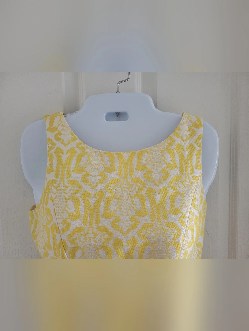 ✨️HP✨️Minuet | Yellow/White Damask Sleeveless Brocade Fit & Flare Dress (SIZE S) - Picture 6 of 15